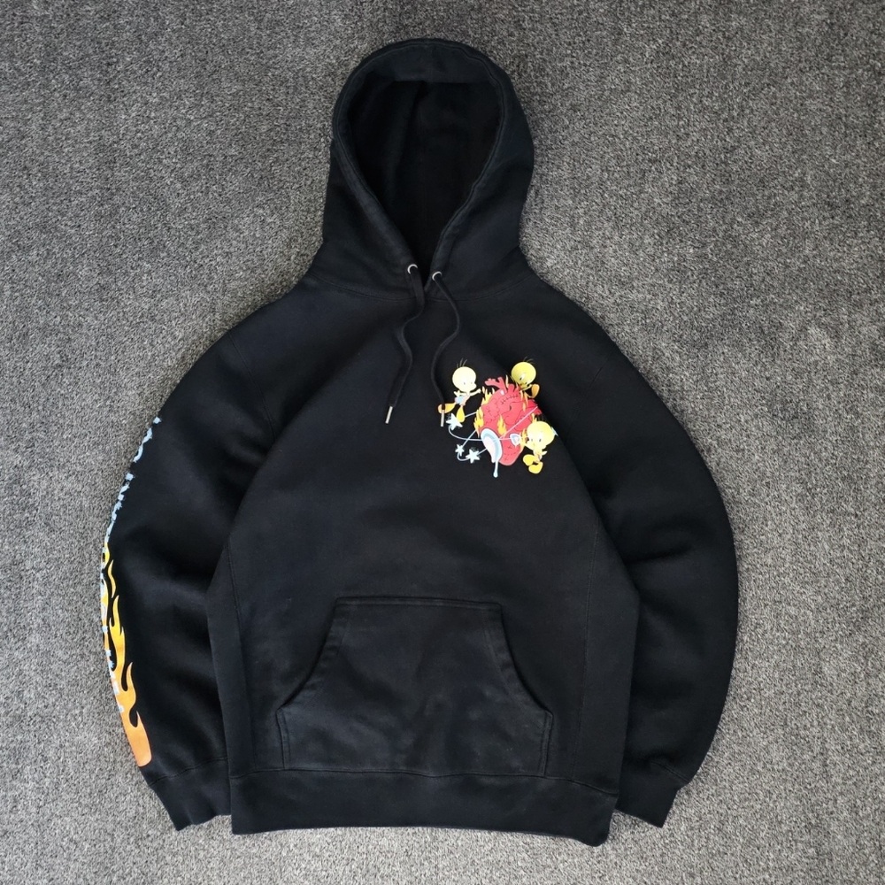 Space Jam: A New Legacy Men's Tweety Bird Play Your Heart Out Hoodie Size Medium